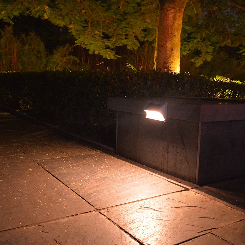 Solar Powered Wall Light Outdoor LED ‎BICESL-06K Brighticonic